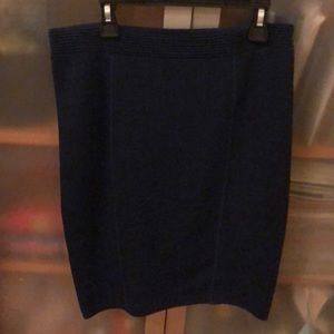 Navy stretchy pencil skirt
